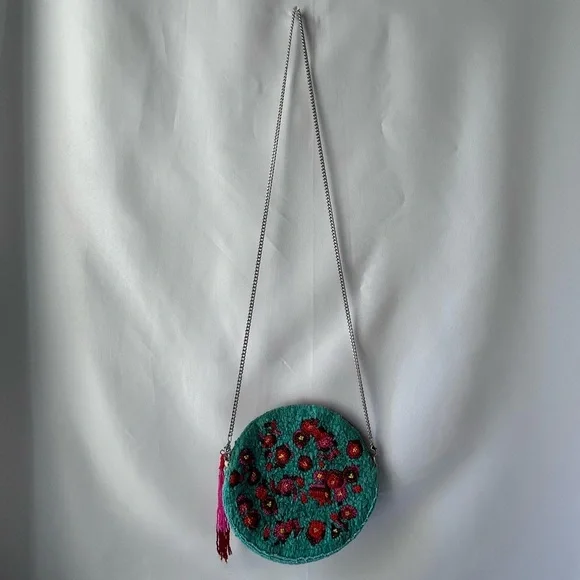 Anthropologie beaded circle crossbody bag - Picture 7 of 7
